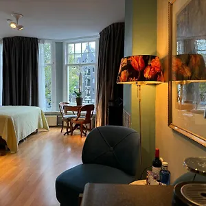 Bed & Breakfast Decor Canal House, Amsterdam